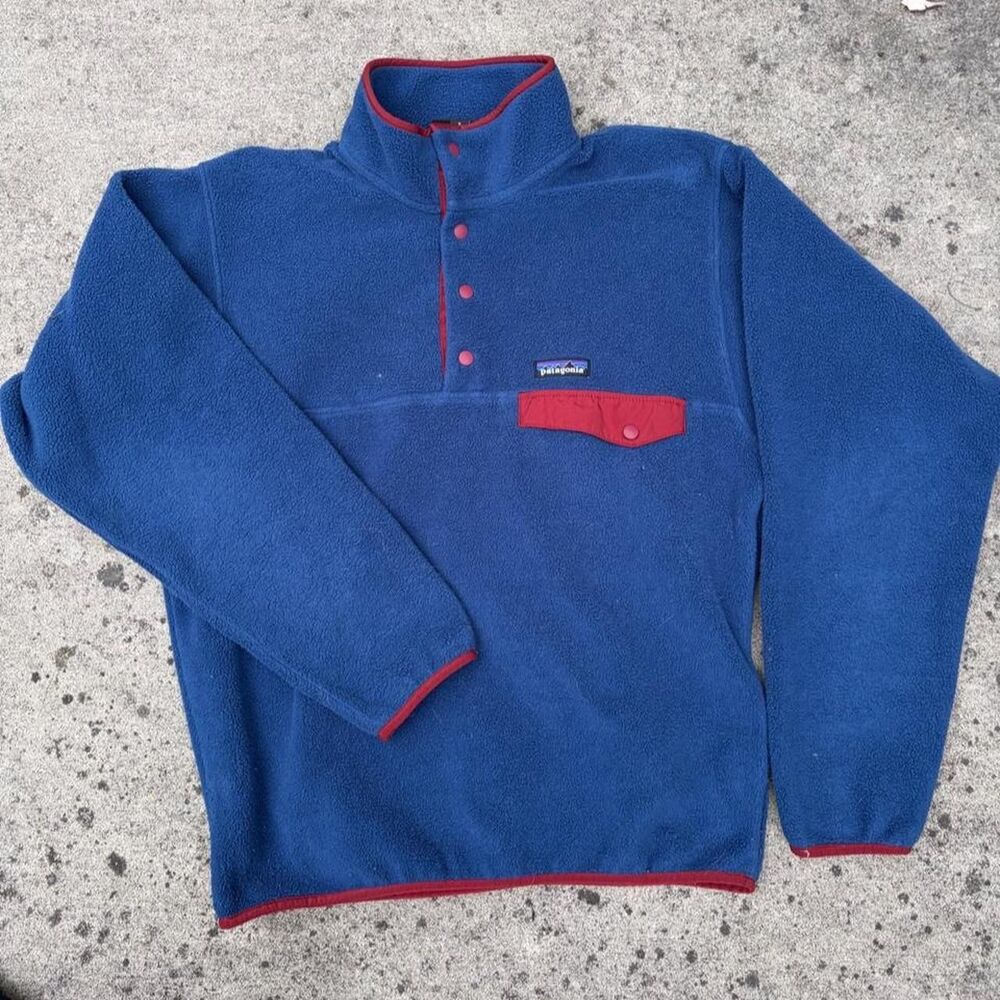 Patagonia Men's Blue and Navy Jacket